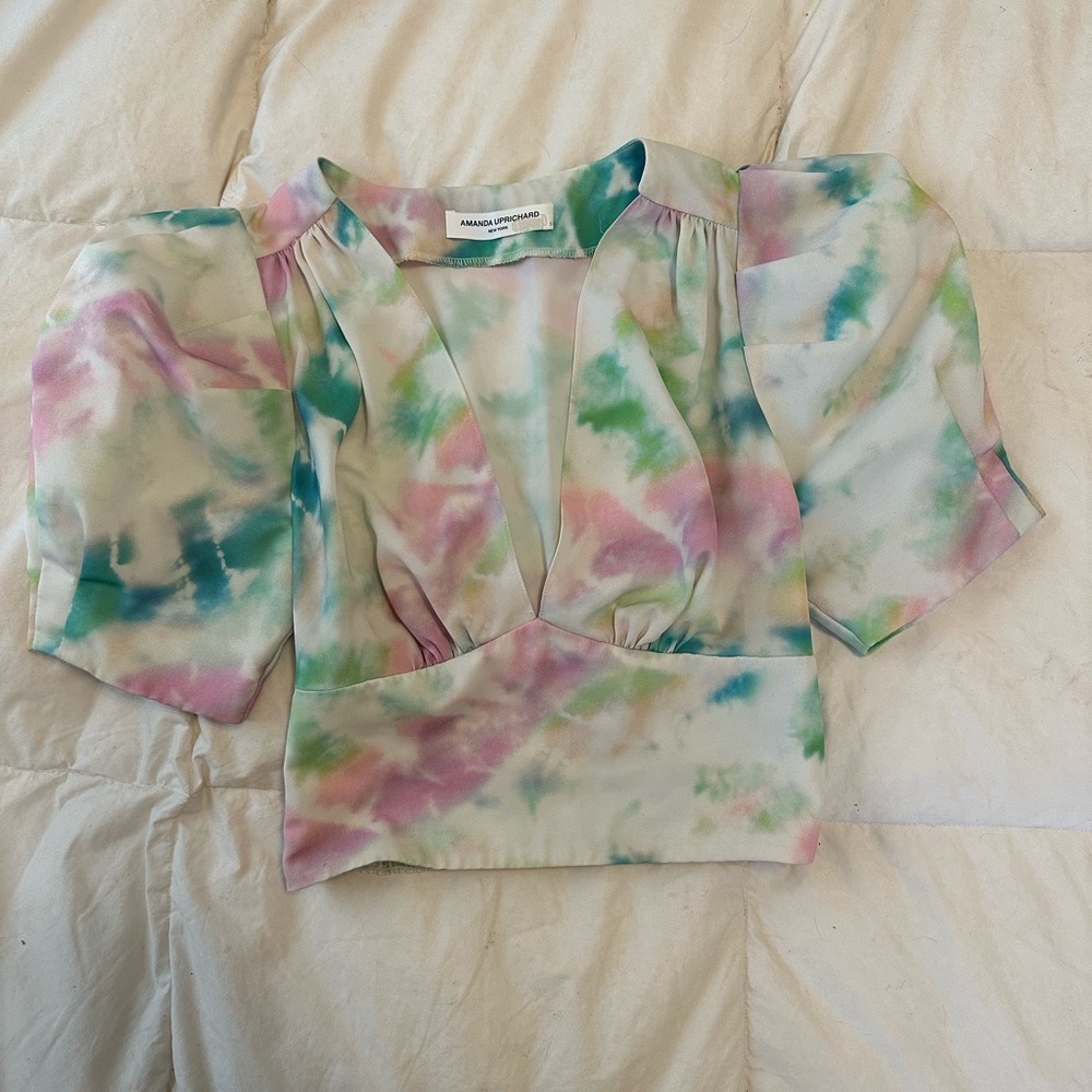 AMANDA UPRICHARD Tie Dye Rosen Top